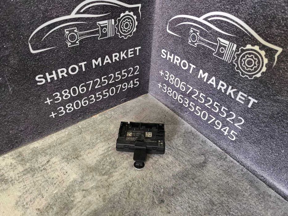 Блок комфорту передніх дверей Audi E-tron Q7 Q8 4M0959593M