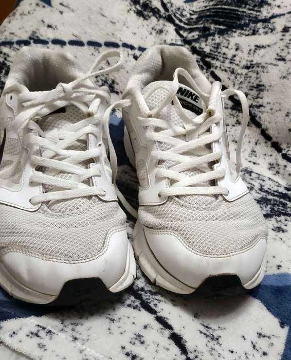 Nike downshifter 6., унисекс. бег, город. р. 42,5 (27 см по стельке)