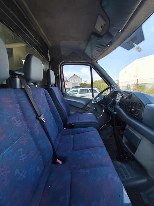 Mercedes-Benz Sprinter 200D 2.3 Diesel – 2000 – Excelente estado geral