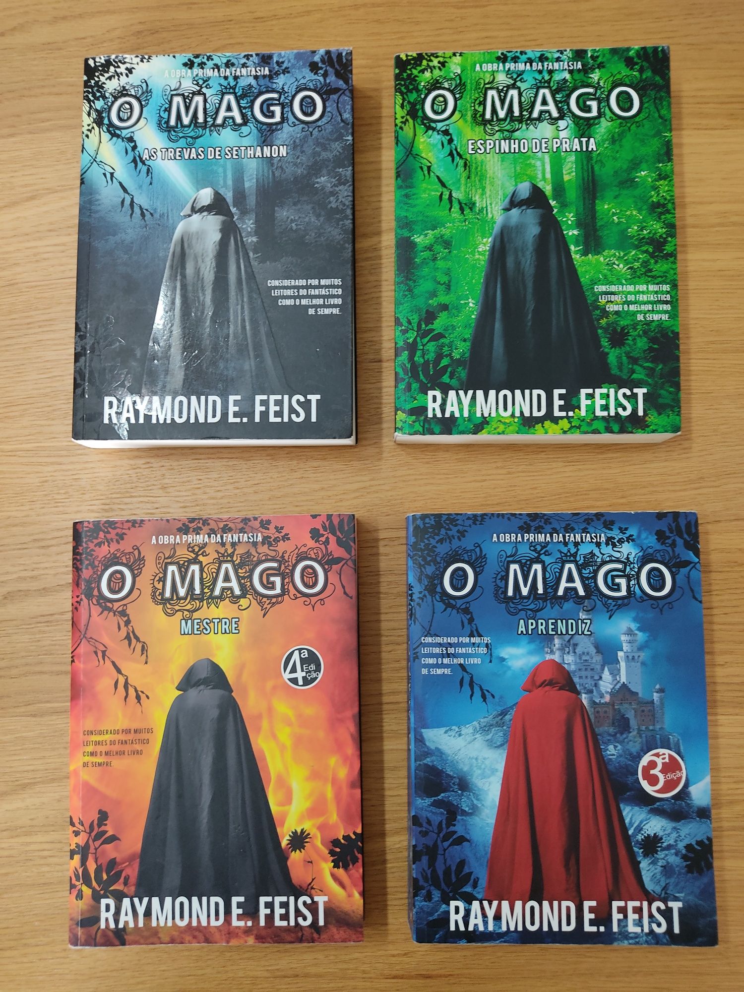 Livros da saga "O Mago".