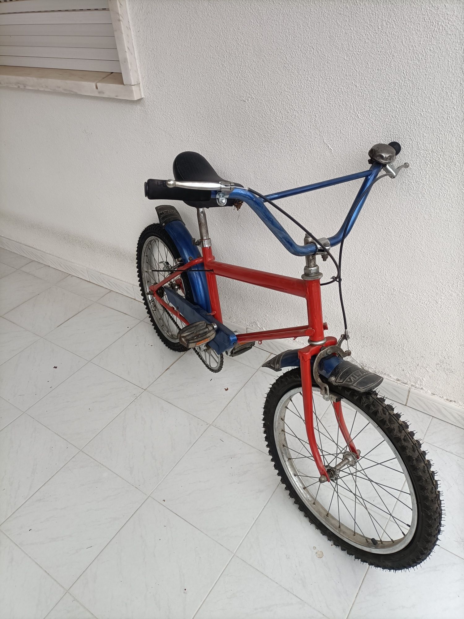 Bicicleta roda 20 para crianças