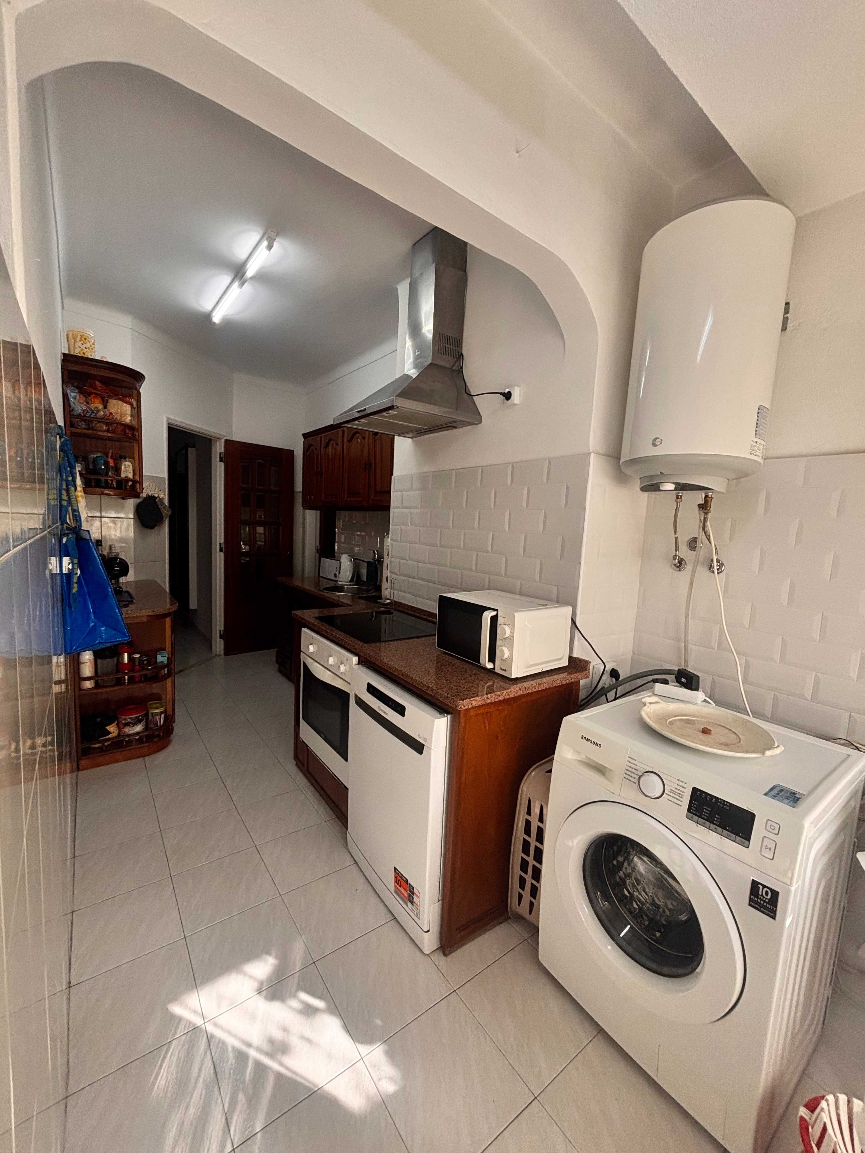 Quarto para Estudante em Benfica – Ambiente Jovem e Tranquilo
