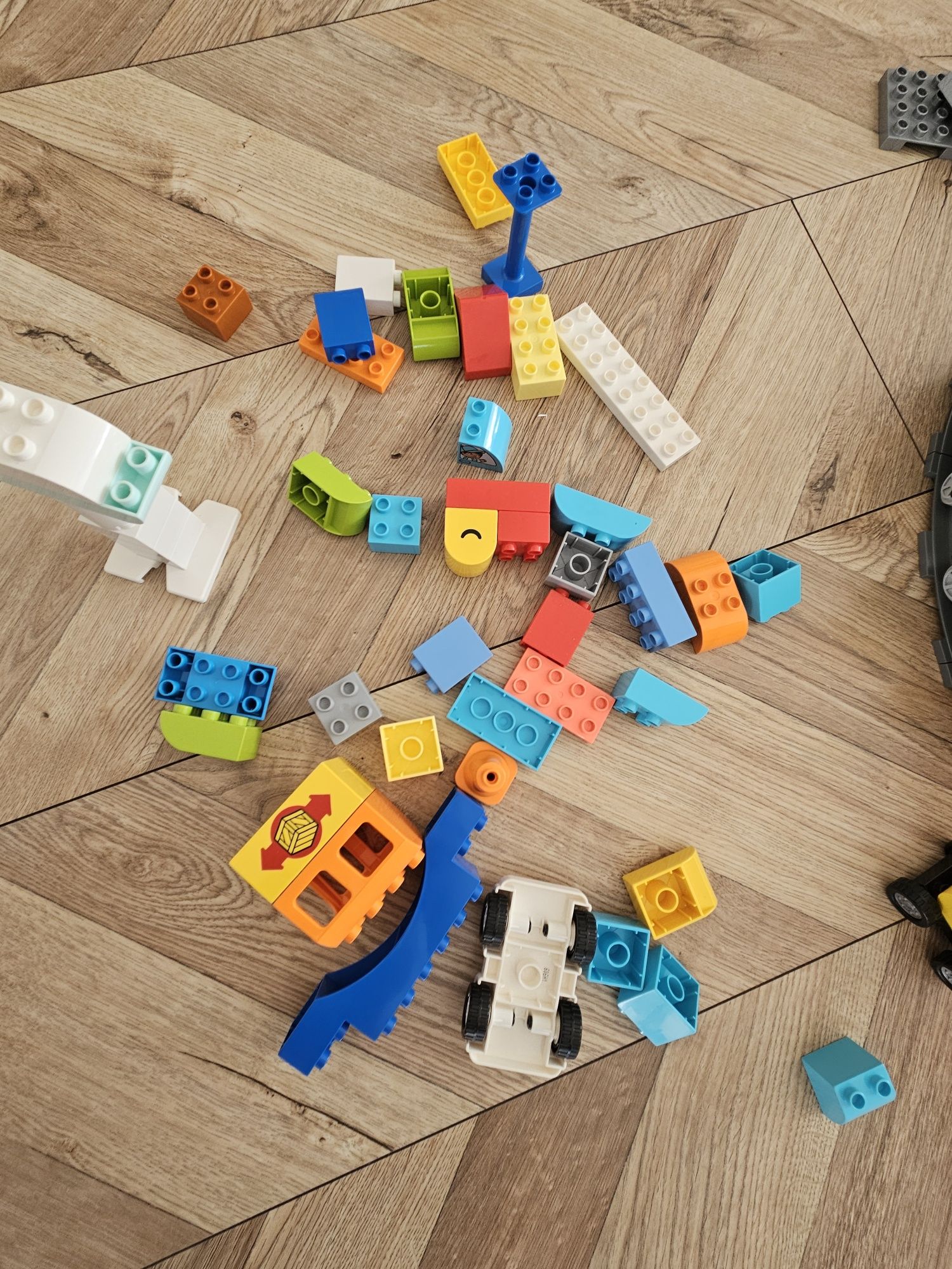 Zestaw LEGO DUPLO 10508 pociag delux