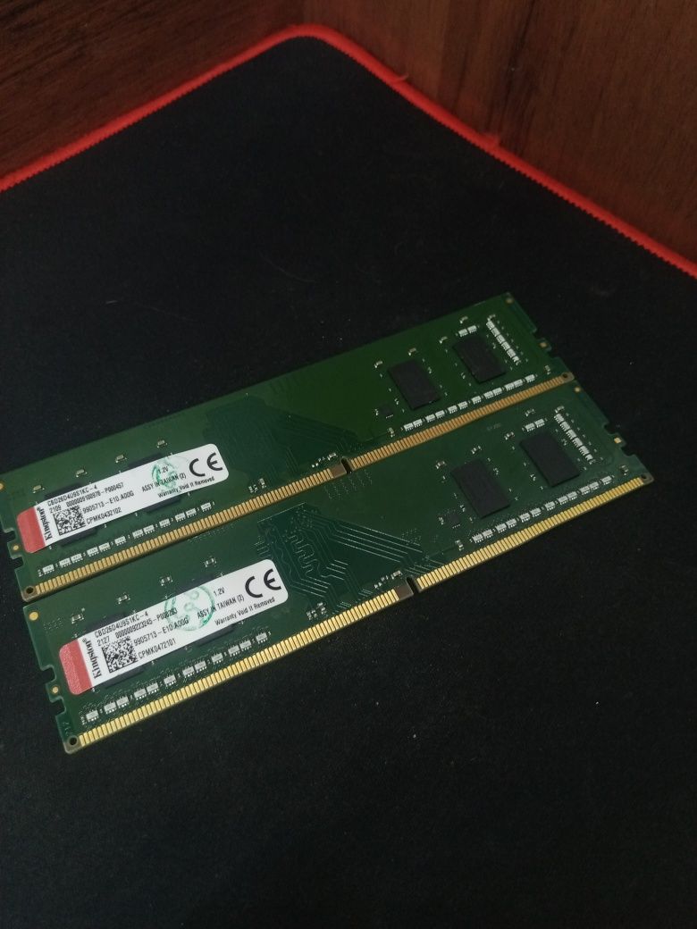 Kingston DDR4 4GB 2666MHz (модель CBD26D4U9S1KC-4).