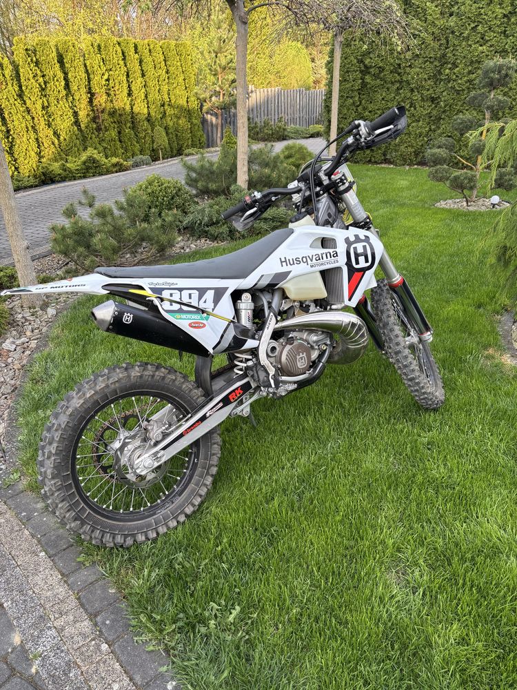 Cross Husqvarna 2022 rok 15 mth 250 cc