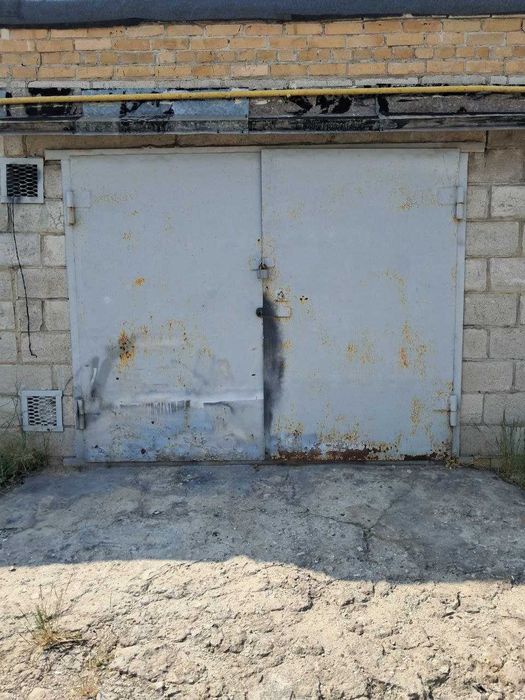 Гараж 50кв2, оглядова яма, підвал