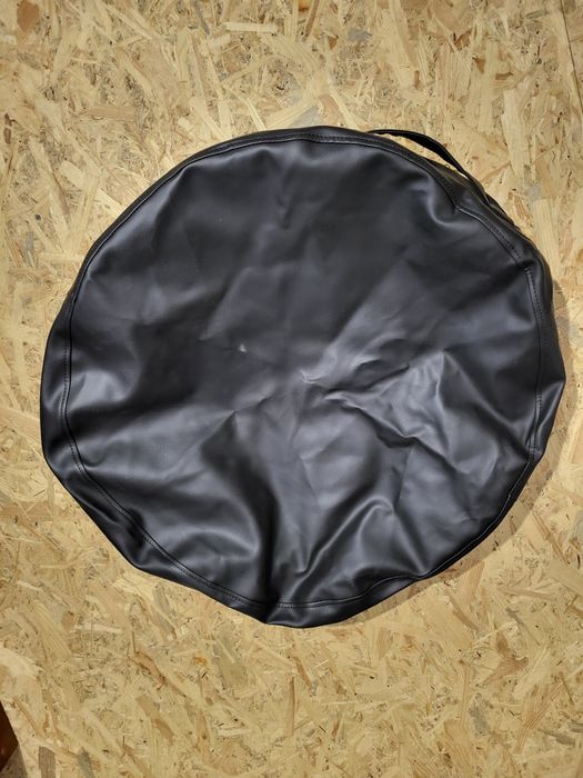 Чехол на запаску  авто