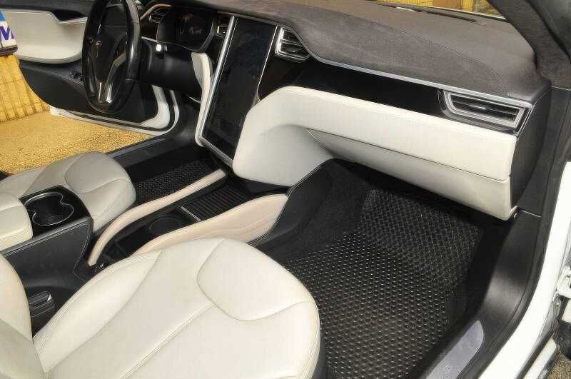 2015 Tesla Model S 85D