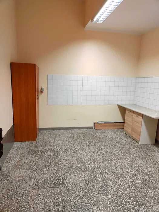Sprzedam lokal ul.Pułaskiego72 os.Falka