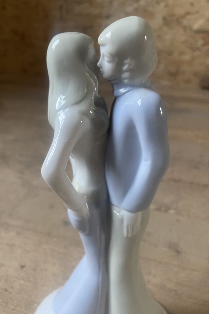 Фігурка закоханих “We Need Us” Genuine Porcelain 1973р