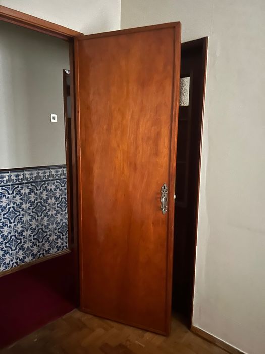 Vendo portas de Mogno anos 60