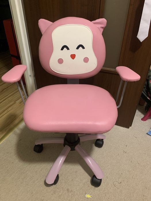 Krzesło do biurka dla dziewczynki