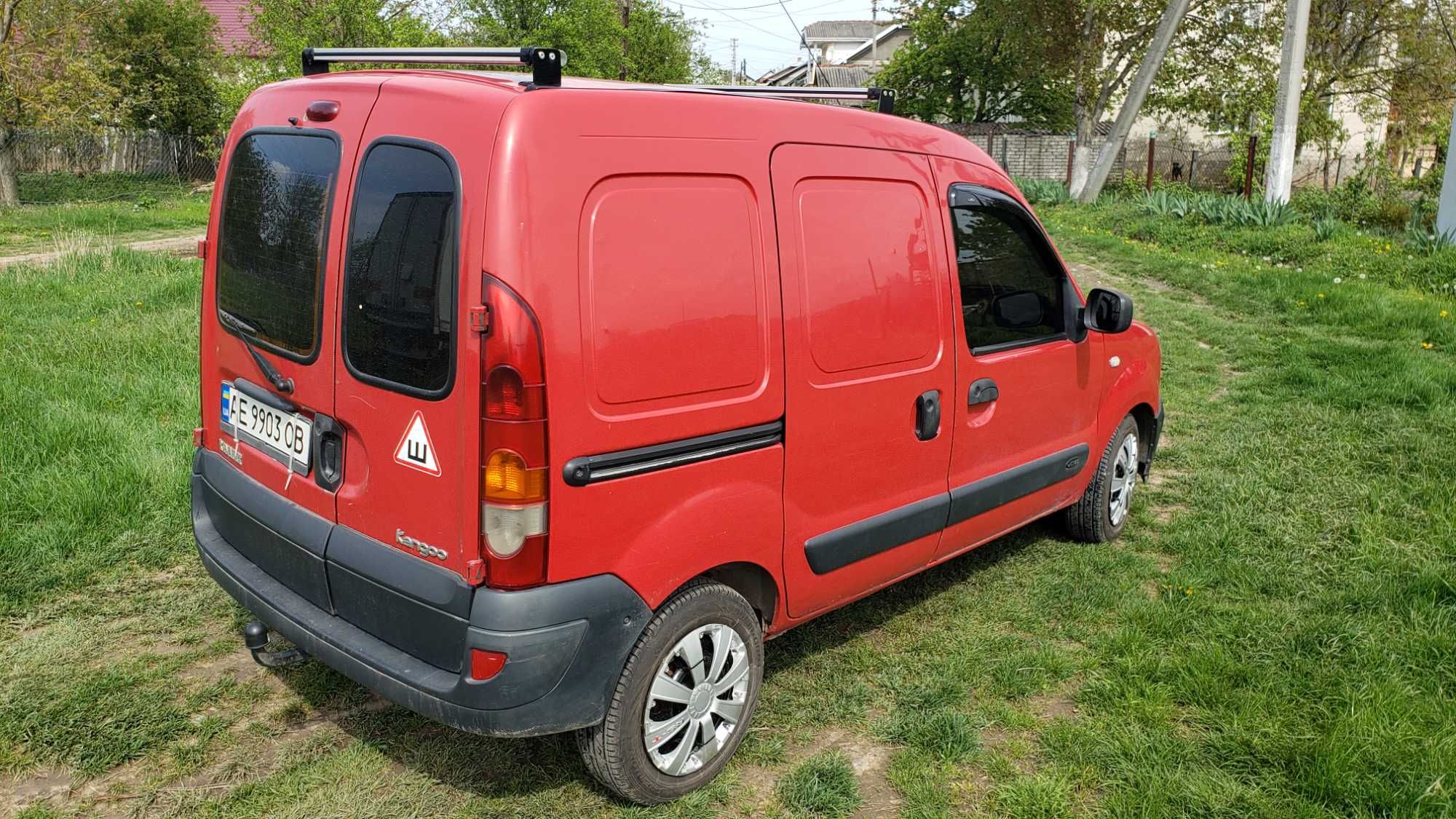 Продаю Renault kangoo.