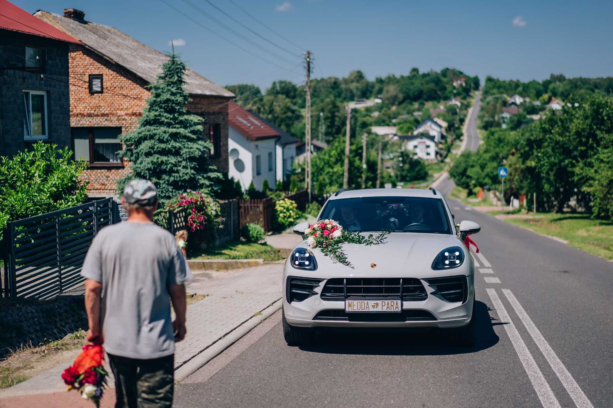 Samochód do ślubu- Porsche Macan w kolorze Crayon