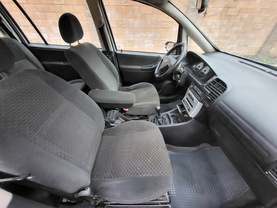 СВІЖПРИГНАНА‼️7місць‼️2.0tdi Нерозмитнена