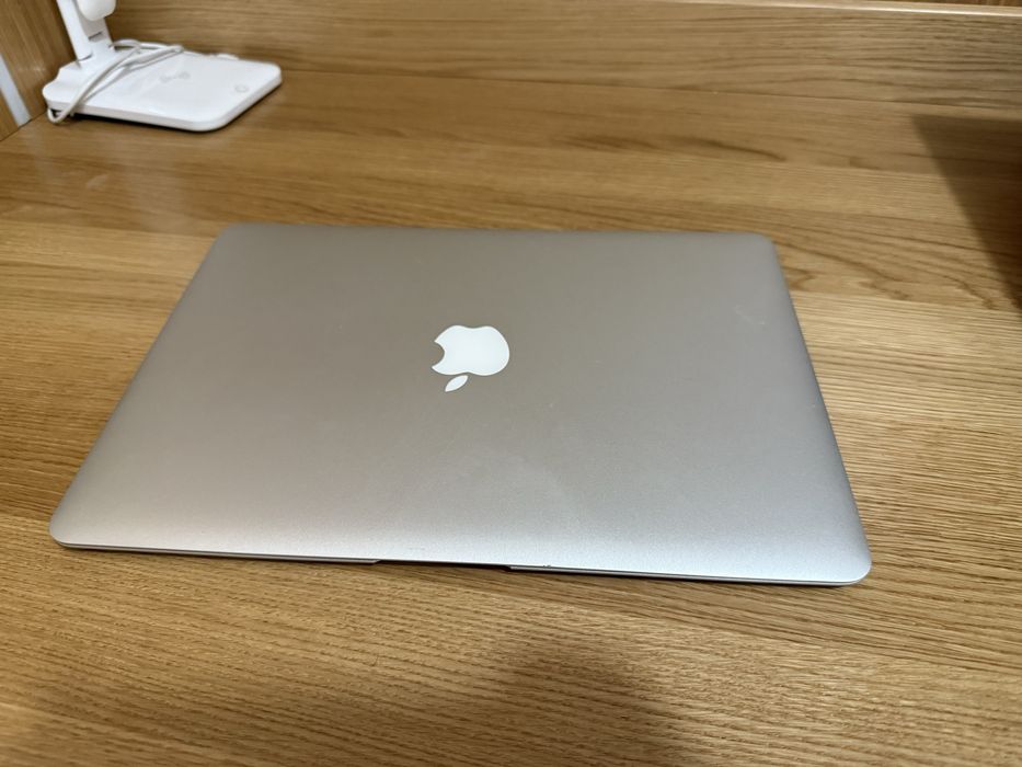 MacBook Air (A1466, 2017) 13cali