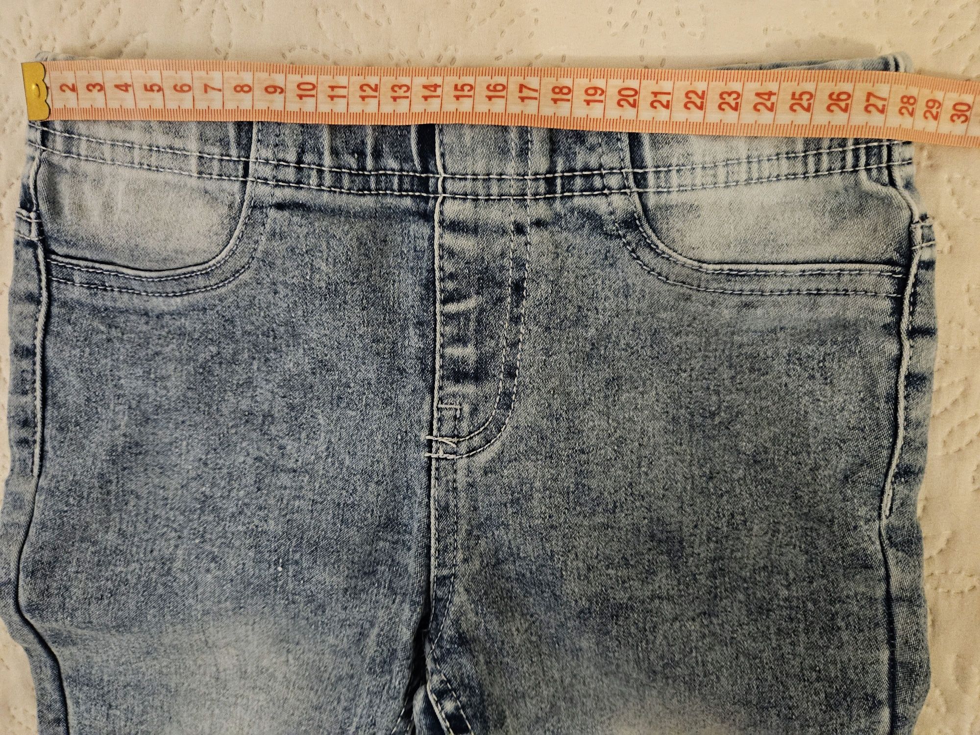 Spodnie r. 134 jeginsy/jeansy PEPCO