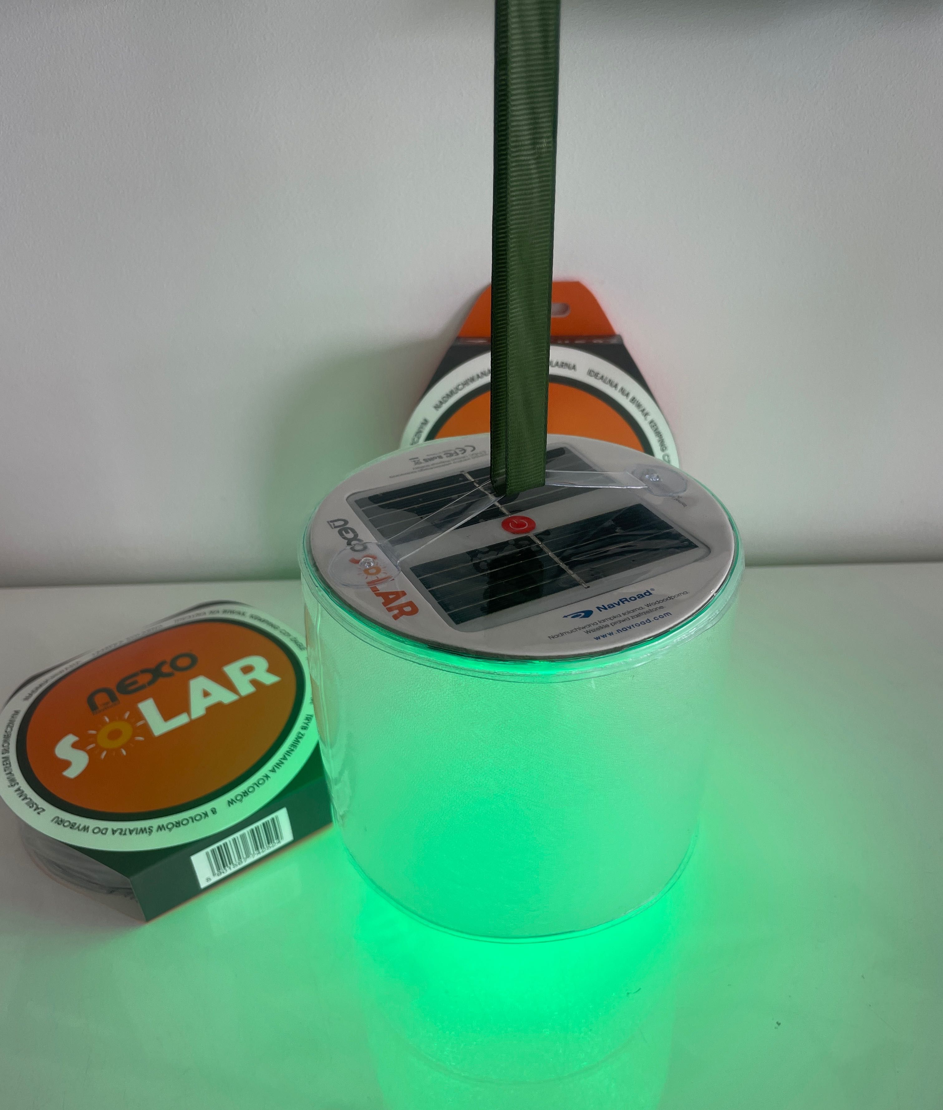 Lampka solarna ogrodowa