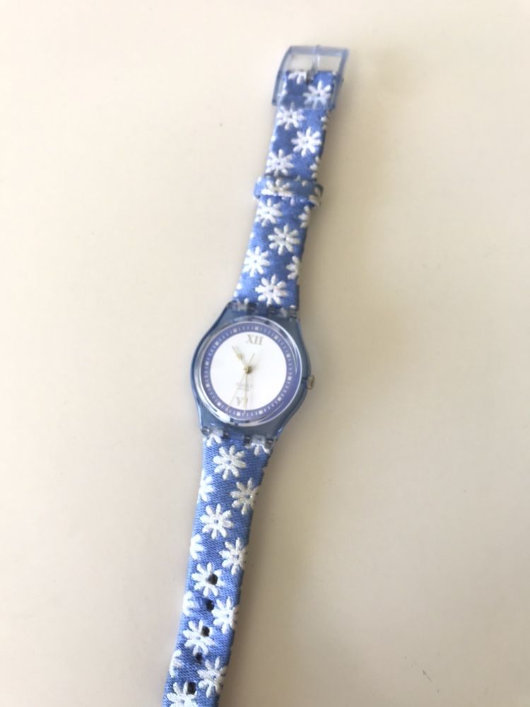 Relógios Swatch com caixa