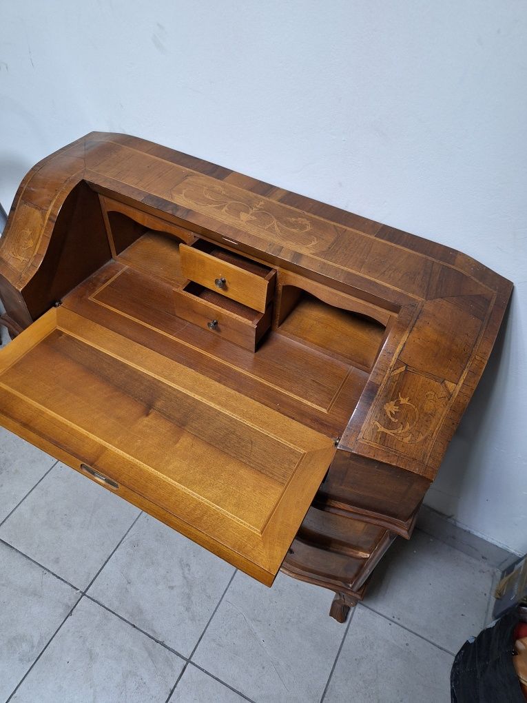 Szafka stylową z szufladami biurko