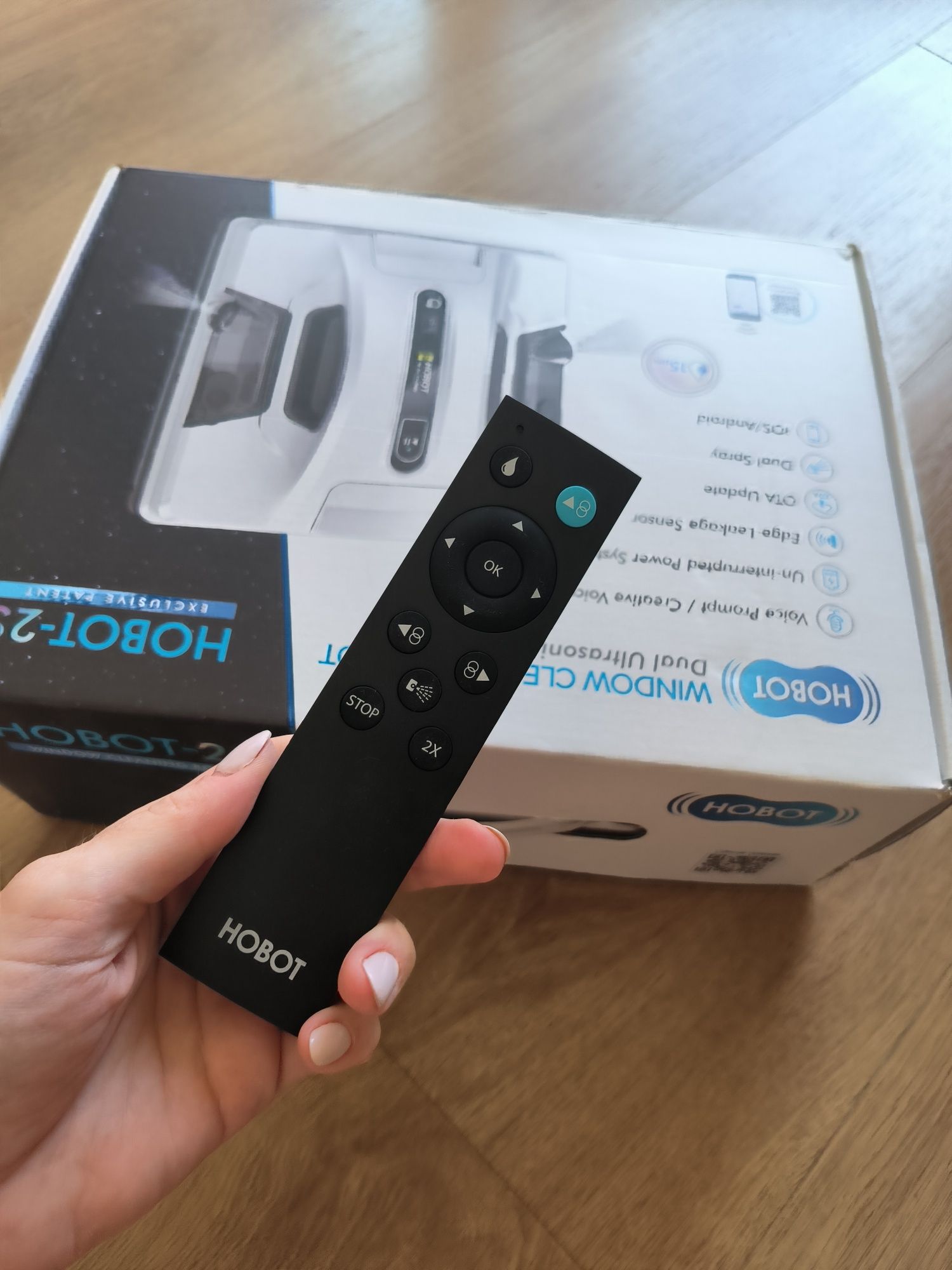 Hobot 2 s robot myjący okna