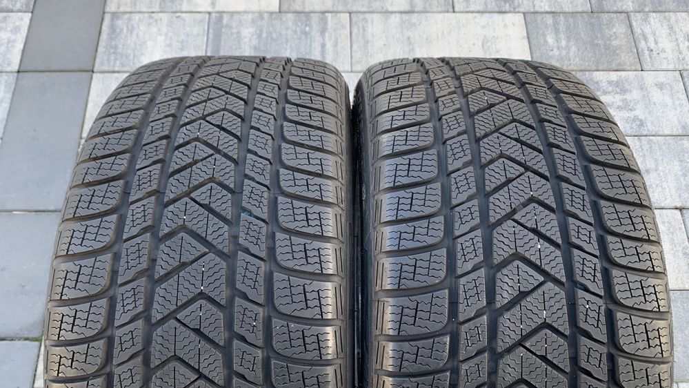 Opony zimowe Pirelli 275/35 19 cali 96V para