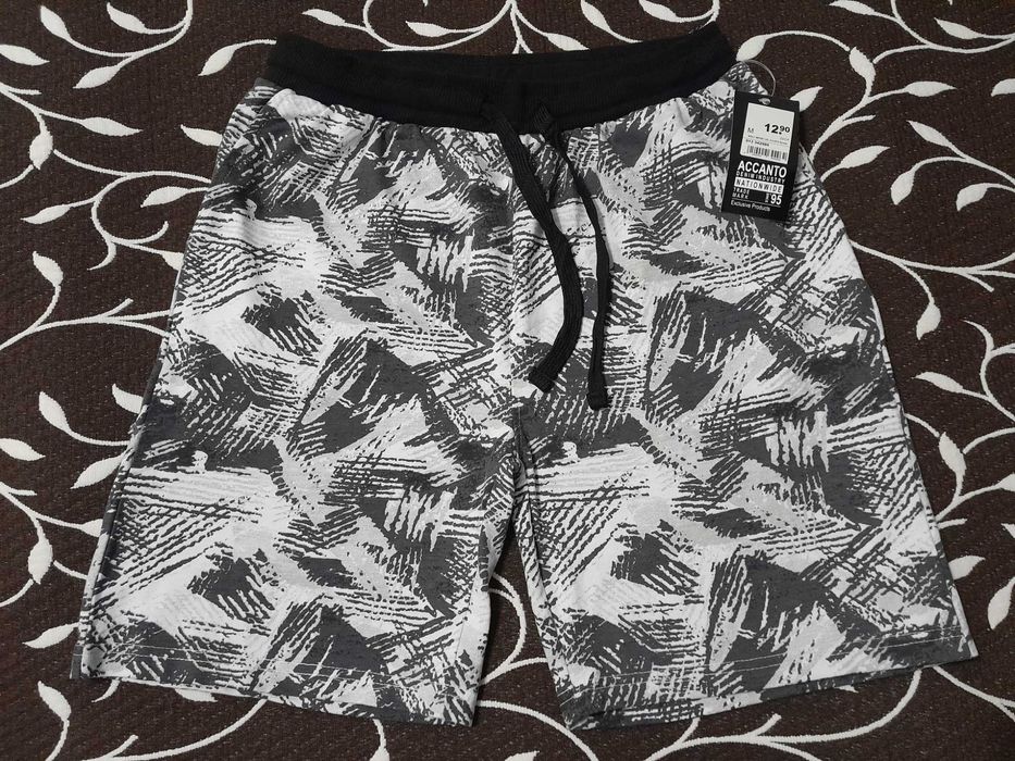 Шорты мужские трикотажные 100% хлопок, размер М, фирменные, новые