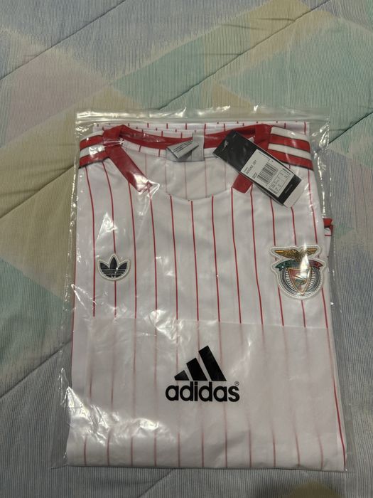 Camisola Benfica x Adidas