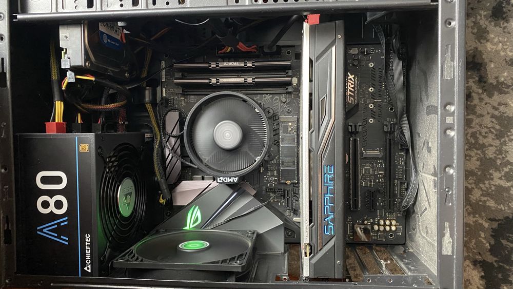 Pc. Розбор  все що на фото продаєця