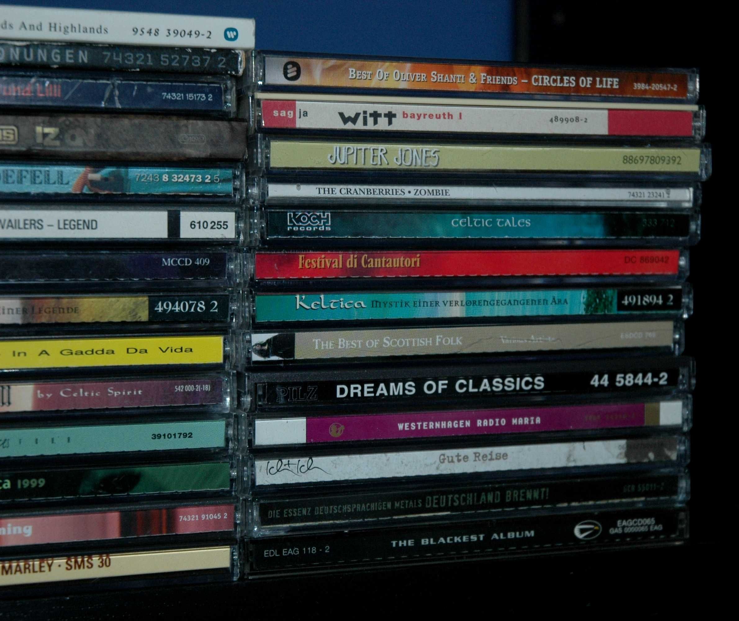 Zestaw albumów muzycznych. Ok. 30xCD.