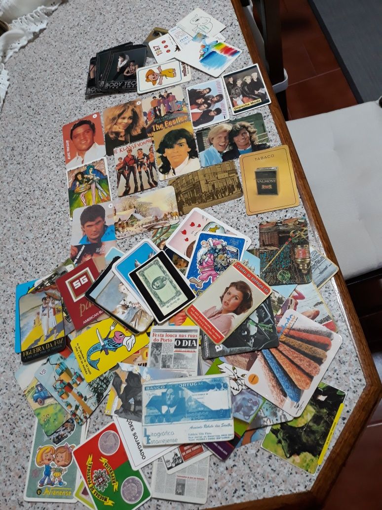 Conjunto variado de cromos