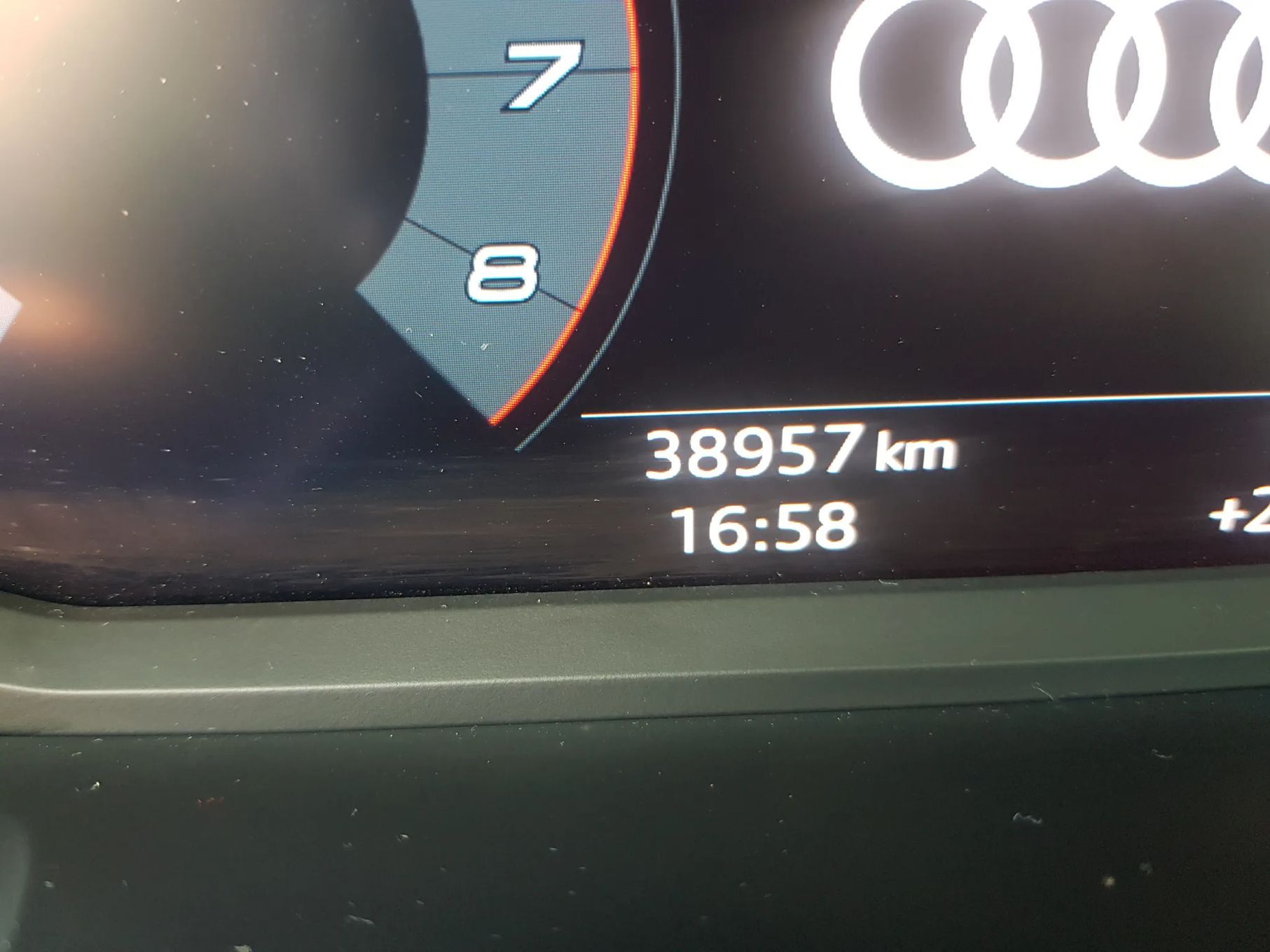 Audi Q3 39 tyś.km,S-tronic,Panorama,FV