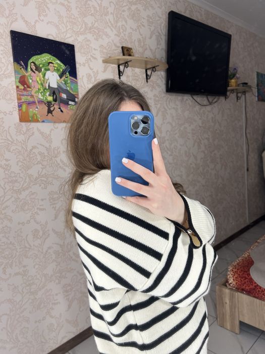 Светр в смужку в стилі Zara