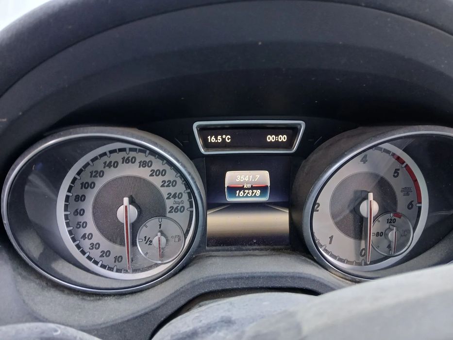 Quadrante / painel de instrumentos MERCEDES-BENZ CLA Shooting Brake (X