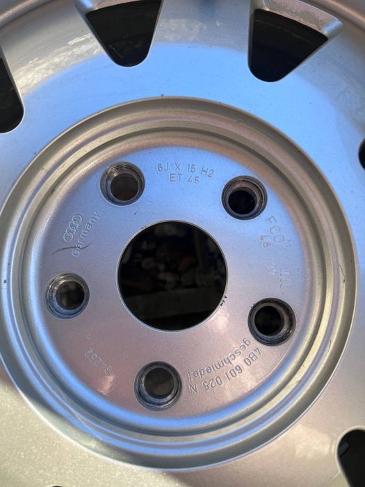 Запаска колесо Ауді R15