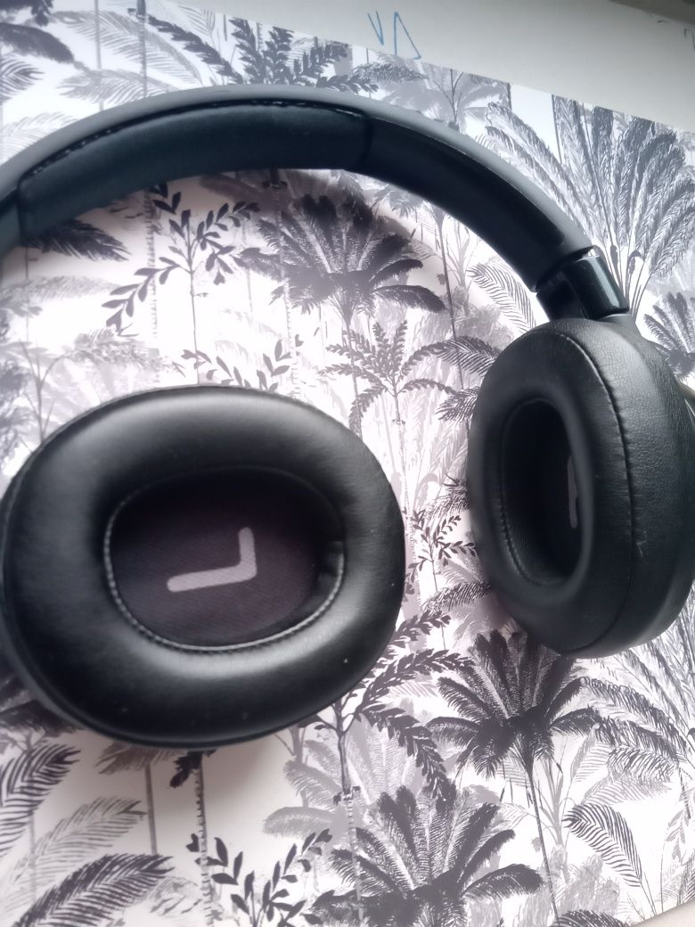 JBL Tune 760 com Cancelamento de ruído