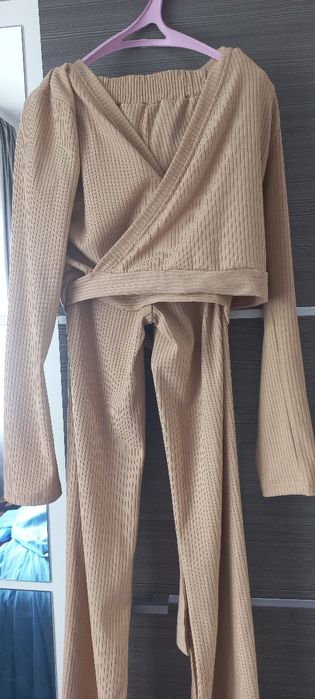 Костюм рубчик беж