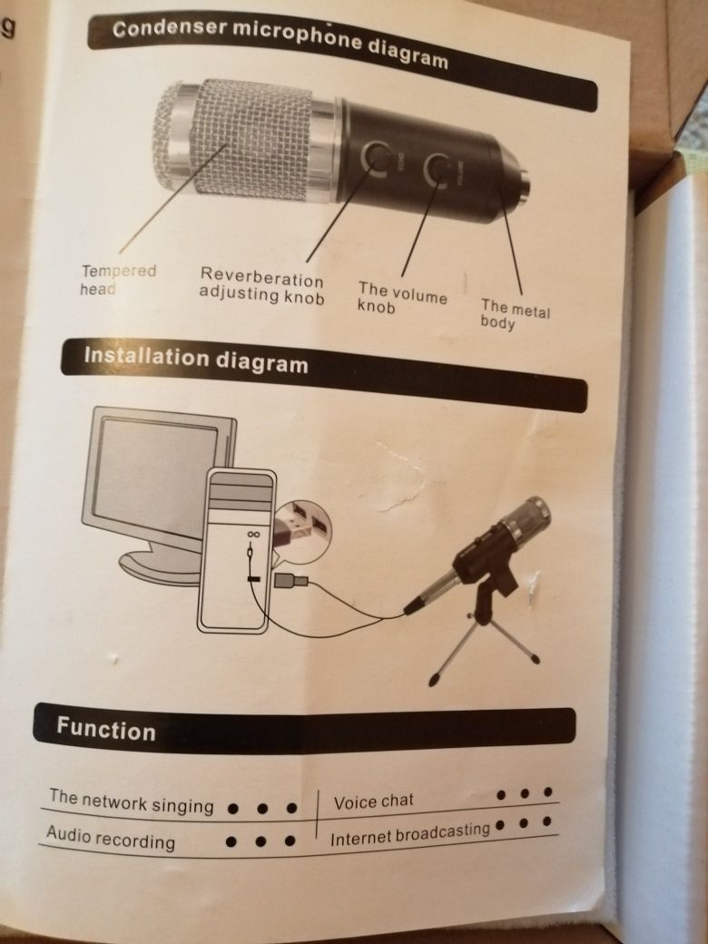Condenser microphone novo em caixa