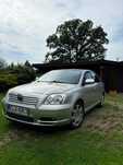 Toyota Avensis II