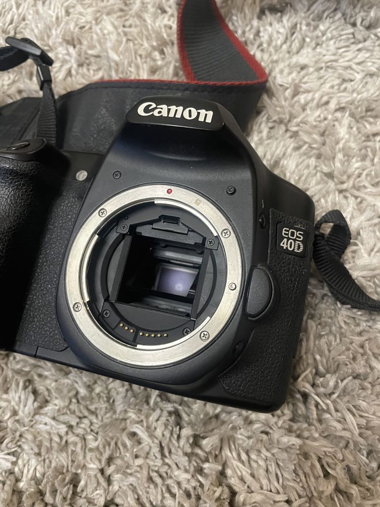 Фотоапарат Canon EOS 40D