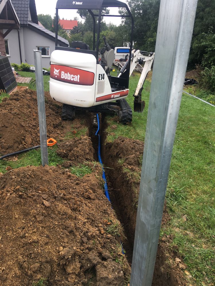 Autolaweta, Minikoparka Bobcat, kucie młotem hydraulicznym !