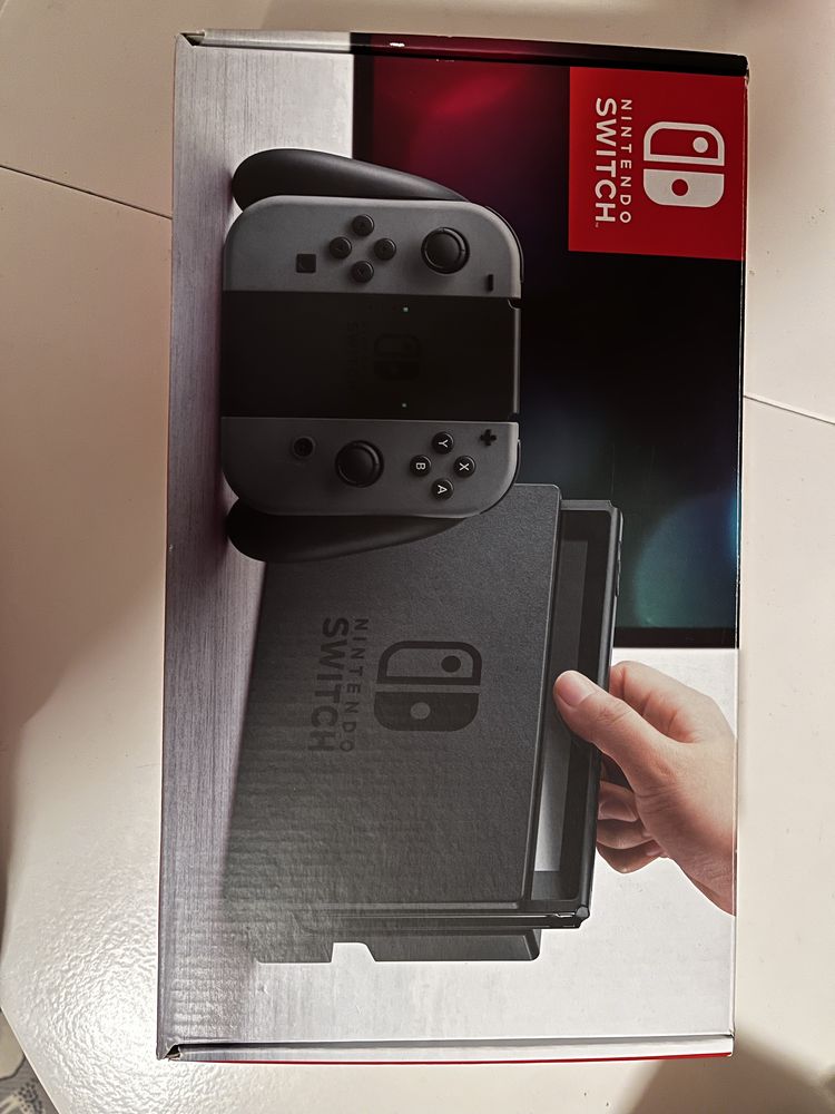 Nintendo Switch completa + Joy-Cons + Dock – caixa original