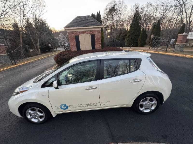 2012 Nissan LEAF SL