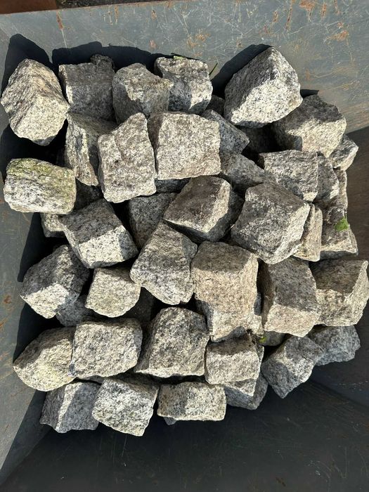 Kostka granitowa chodnikowa