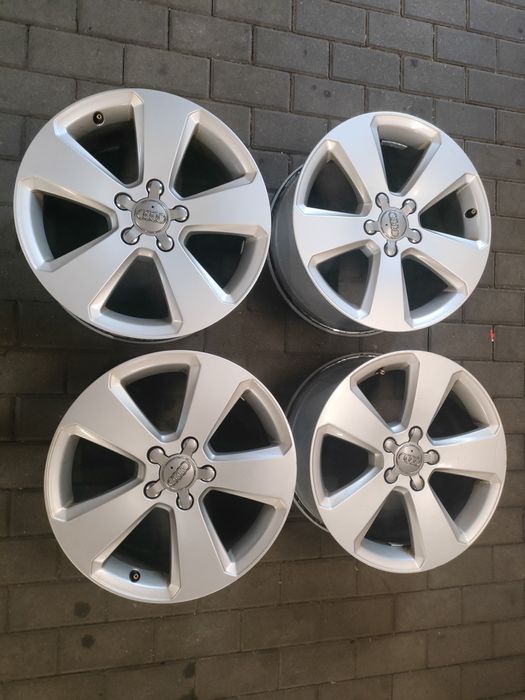 Felgi aluminiowe oryginał Audi 7jx17ET51 komplet