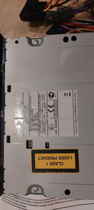 Автомагнітола Alpine CDE - 178BT