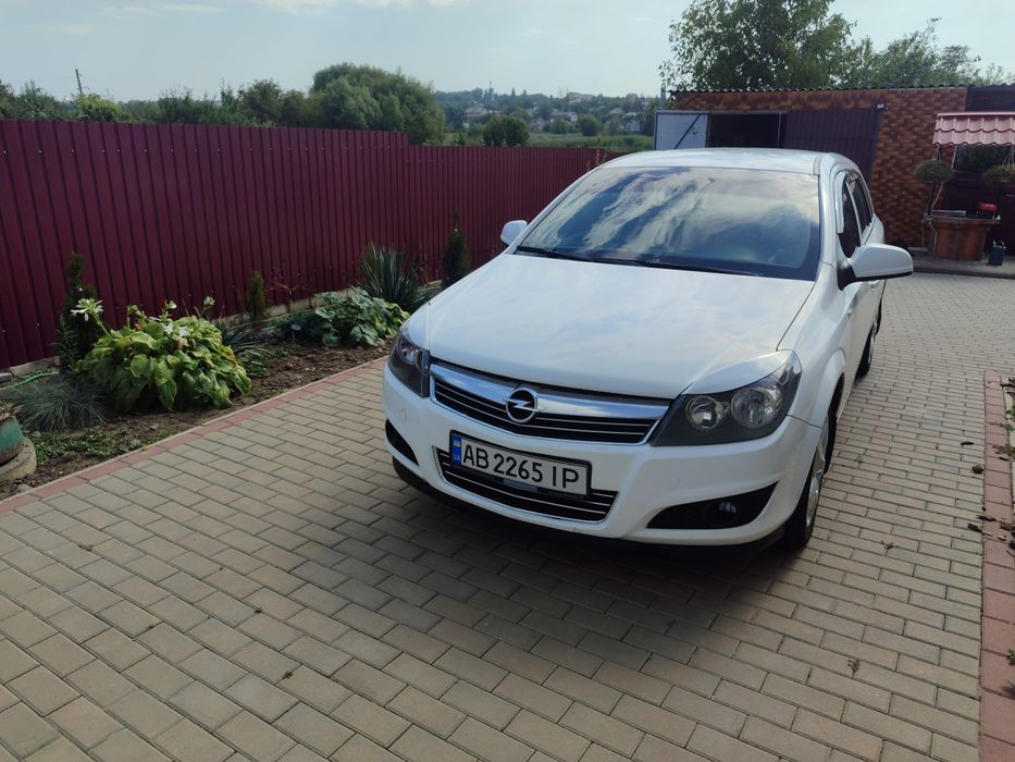 Опель Астра Н 2011 р.