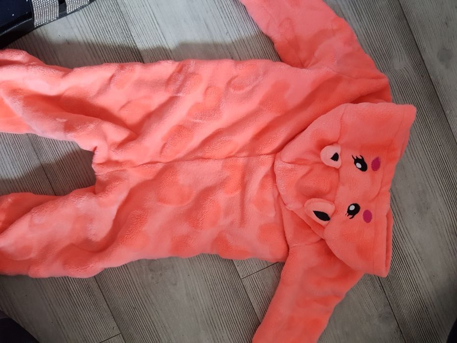 Kombinezon pluszowy zimowy z kapturem i uszkami rozmiar 80 jednorożec