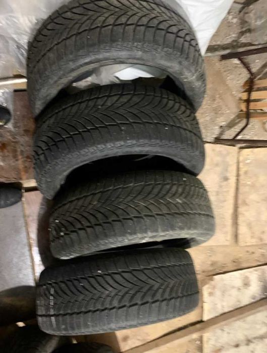 Продам шины Goodyear 225/50/17