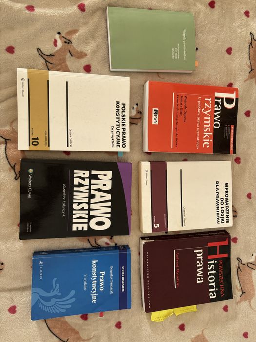 podreczniki na studia prawnicze: prawo rzymskie, prawo konstytucyjne